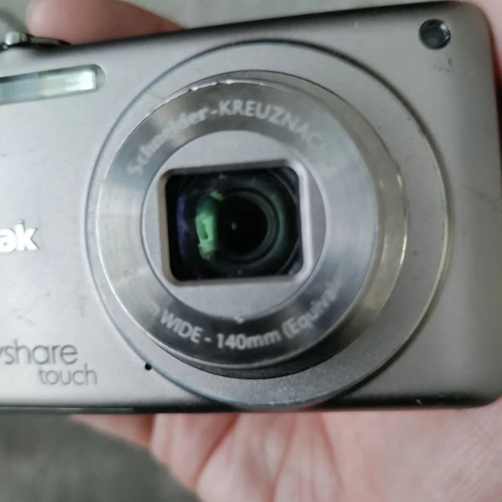 Kodak EasyShare Touch M5370 16.0MP Digital Camera - Silver W Battery — TESTED - Picture 7 of 8